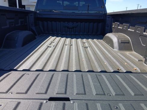 New 2026 Chevrolet Silverado 2500 ZR2 AWD/4WD image 19