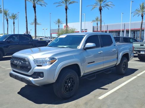 Certified 2023 Toyota Tacoma SR5 w/ Technology Package AWD/4WD image 8