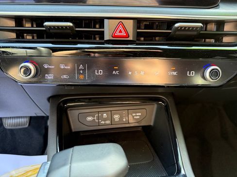 Certified 2025 Kia K5 GT-Line FWD image 16