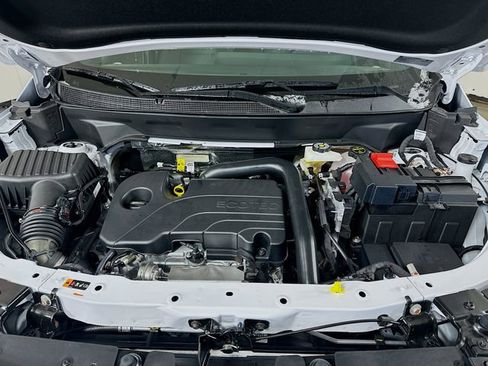 New 2026 Chevrolet Equinox LT image 31