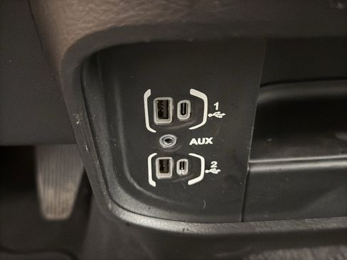 Used 2022 RAM 2500 Tradesman AWD/4WD image 30