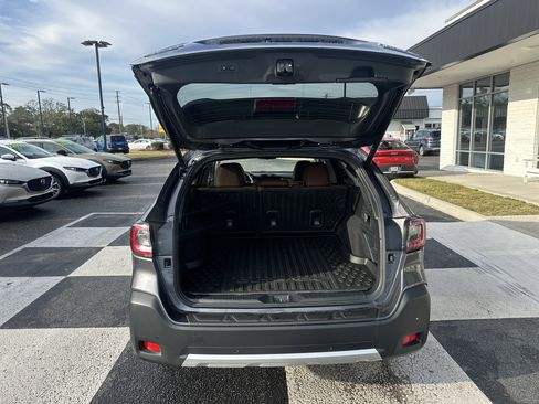 Used 2025 Subaru Outback Touring XT w/ Popular Package #2 image 5