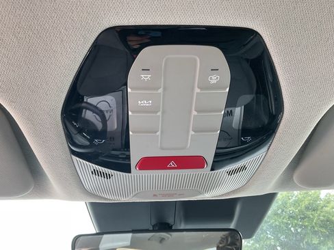 Used 2025 Kia K4 FWD image 30