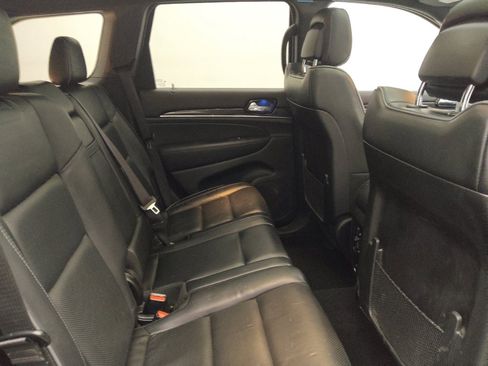 Used 2019 Jeep Grand Cherokee Overland image 19