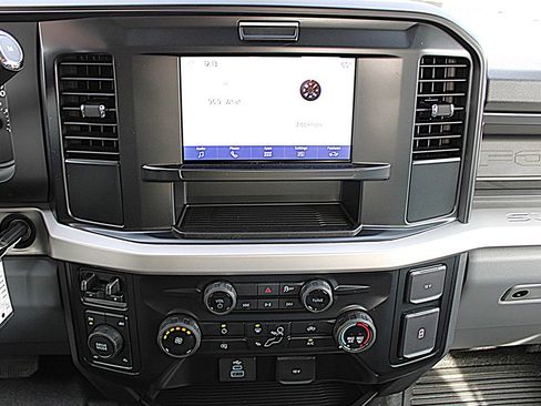 Used 2025 Ford F250 XLT image 20