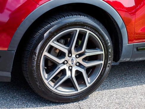 Certified 2018 Ford Explorer Sport AWD/4WD image 5