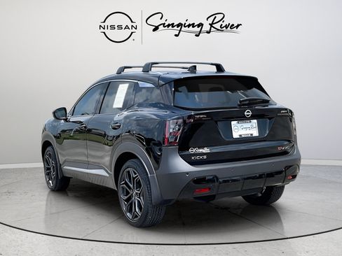 Certified 2026 Nissan Kicks SR w/ SR Premium Package AWD/4WD image 4