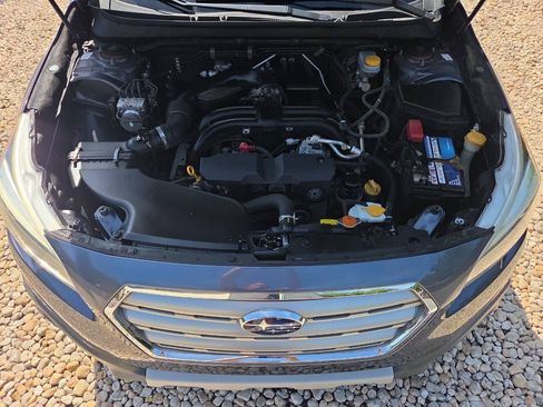 Used 2015 Subaru Outback 2.5i Limited AWD/4WD image 14