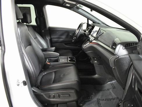 Used 2025 Honda Odyssey Sport-L image 39
