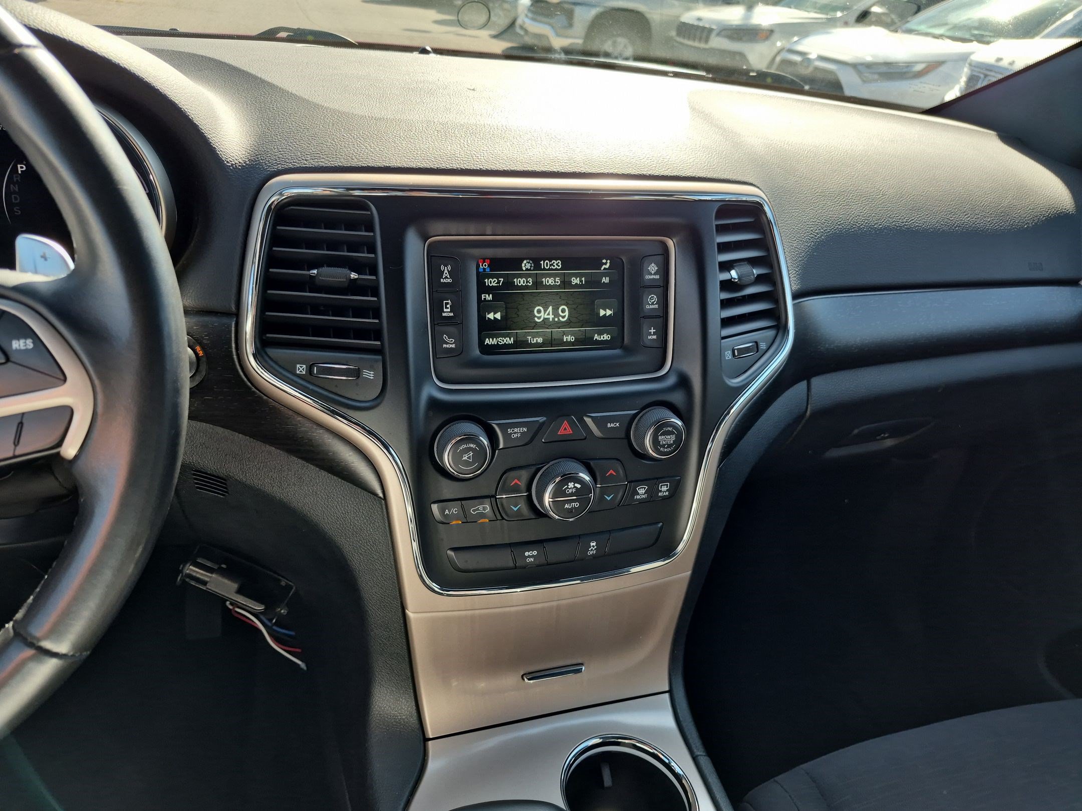 Used 2015 Jeep Grand Cherokee Laredo w/ Quick Order Package 23E AWD/4WD image 23