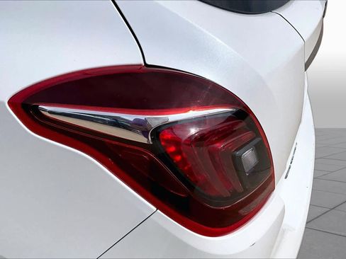 Used 2017 Buick Encore Preferred FWD image 27