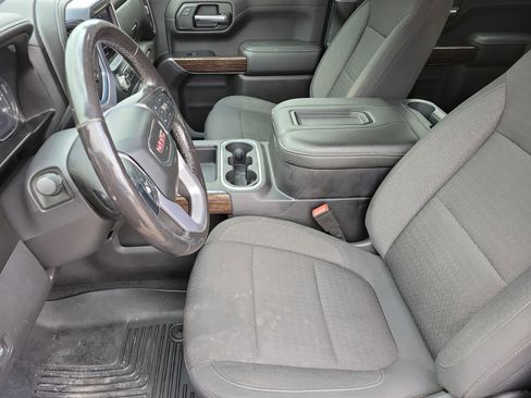 Used 2020 GMC Sierra 1500 Elevation w/ Elevation Value Package image 9