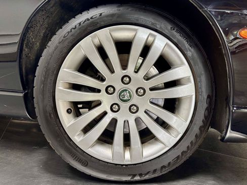 Used 2005 Jaguar XK8 Convertible RWD image 15