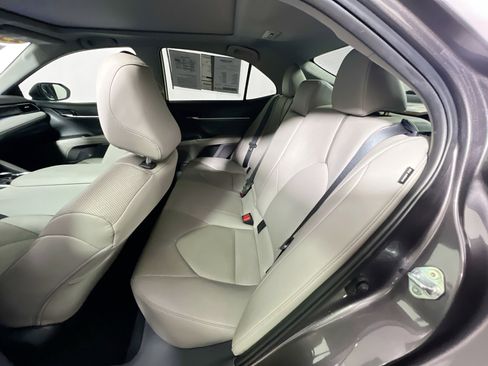 Used 2023 Toyota Camry XLE image 29
