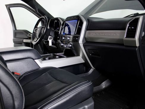 Used 2022 Ford F350 Lariat w/ Chrome Package image 42