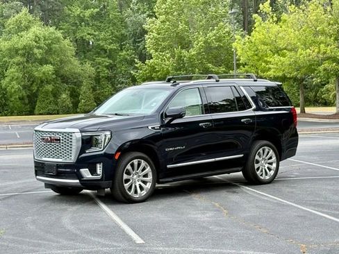 Used 2021 GMC Yukon Denali AWD/4WD image 2
