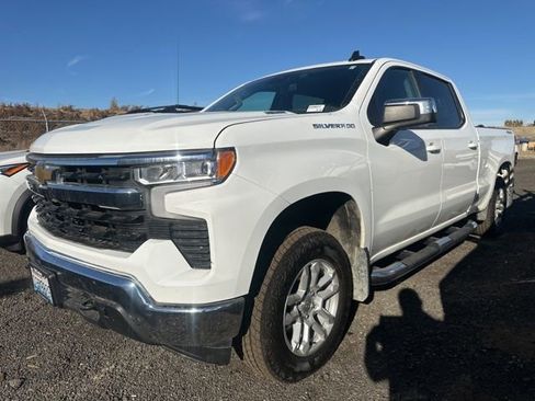 Certified 2024 Chevrolet Silverado 1500 LT w/ Convenience Package II image 25