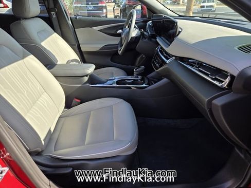Used 2025 Buick Envista Avenir FWD image 19