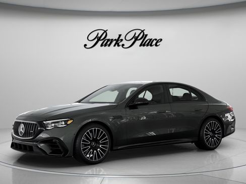 New 2026 Mercedes-Benz E 53 AMG e 4MATIC Sedan image 2