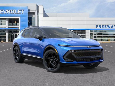 New 2026 Chevrolet Equinox EV RS FWD image 7