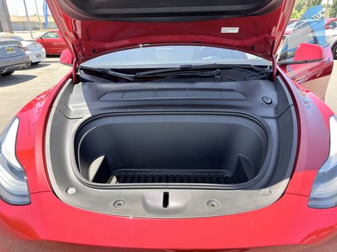 Used 2022 Tesla Model Y Performance AWD/4WD image 41