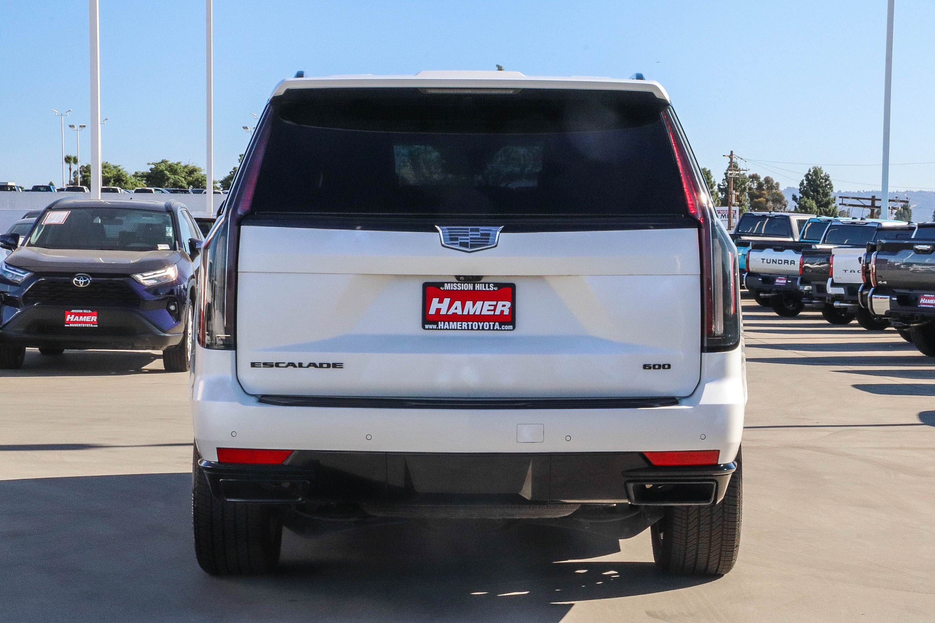 Used 2022 Cadillac Escalade Sport Platinum AWD/4WD image 6