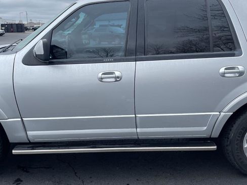 Used 2010 Ford Expedition Limited image 6