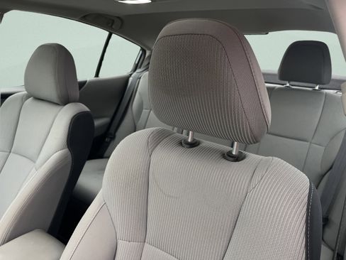 Used 2023 Subaru Legacy Premium image 15