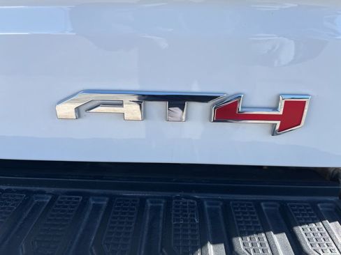 Used 2024 GMC Sierra 1500 AT4 w/ Technology Package image 47