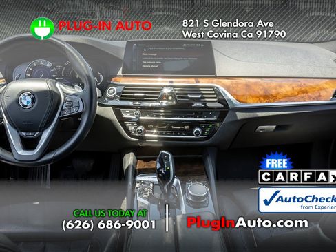 Used 2019 BMW 530e xDrive w/ Premium Package AWD/4WD image 17