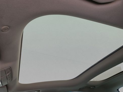 Certified 2021 Mercedes-Benz E 350 4MATIC Sedan image 31