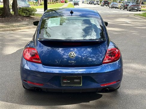 Used 2013 Volkswagen Beetle R-Line FWD image 6