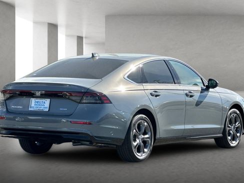 New 2026 Honda Accord EX-L image 4