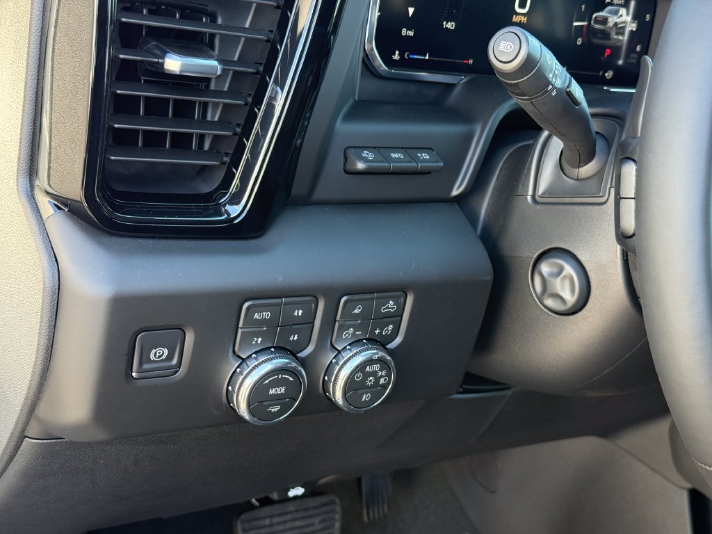 New 2026 GMC Sierra 1500 AT4 w/ AT4 Premium Package AWD/4WD image 18