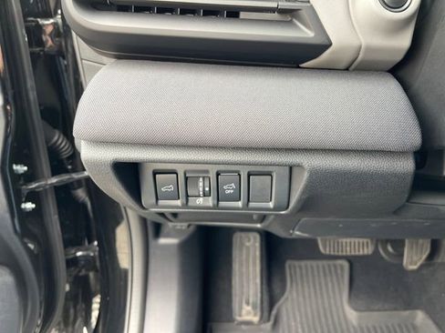 Used 2025 Subaru Outback Premium image 28