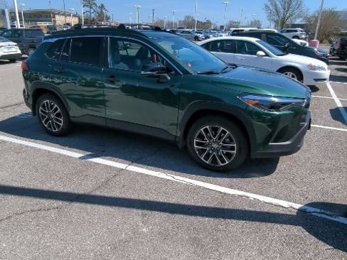 Used 2026 Toyota Corolla Cross XLE w/ Convenience Package image 12