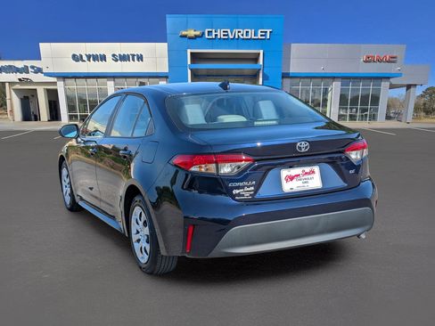 Used 2023 Toyota Corolla LE image 10