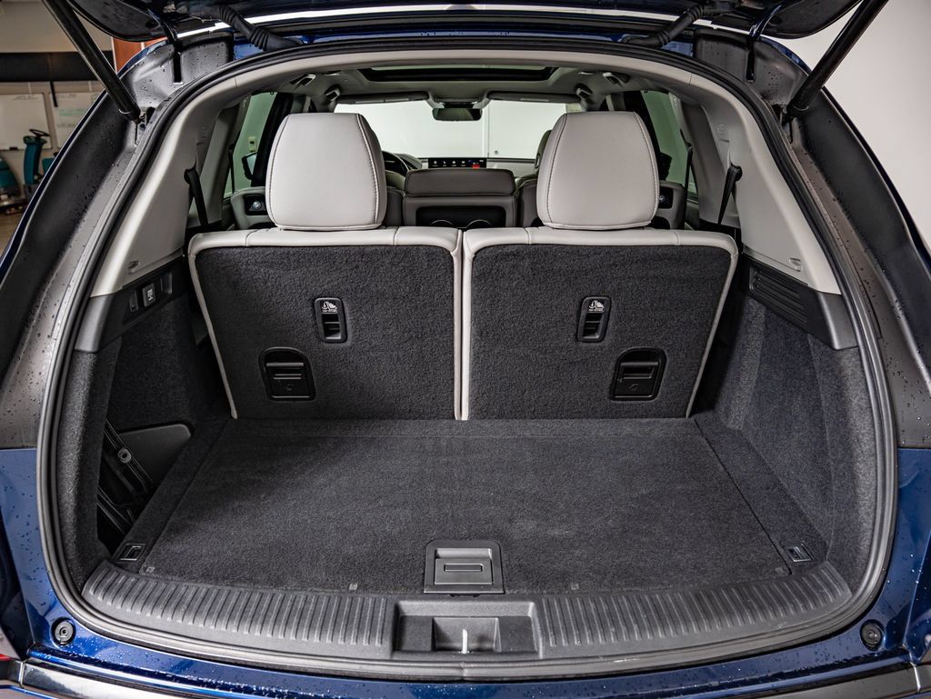 Used 2022 Acura MDX w/ Technology Package FWD image 39