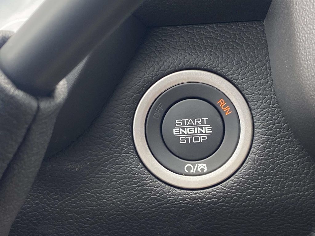 New 2026 RAM 3500 Big Horn AWD/4WD image 25