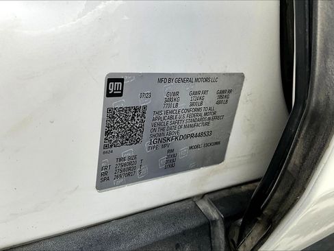 Used 2023 Chevrolet Suburban Premier AWD/4WD image 19