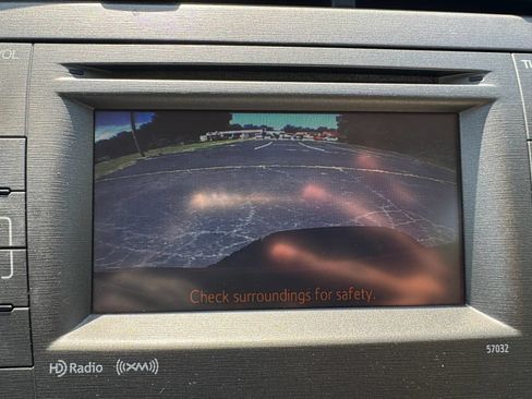 Used 2014 Toyota Prius Three FWD image 28
