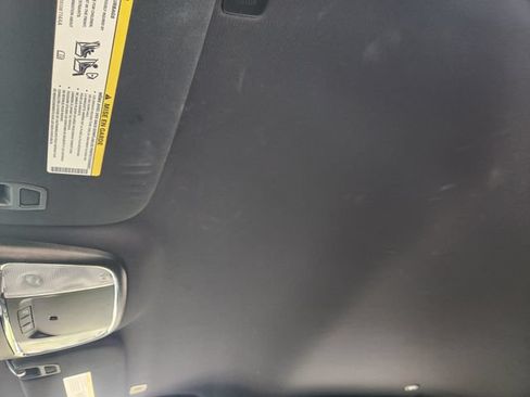 Used 2021 Jeep Grand Cherokee Laredo RWD image 23