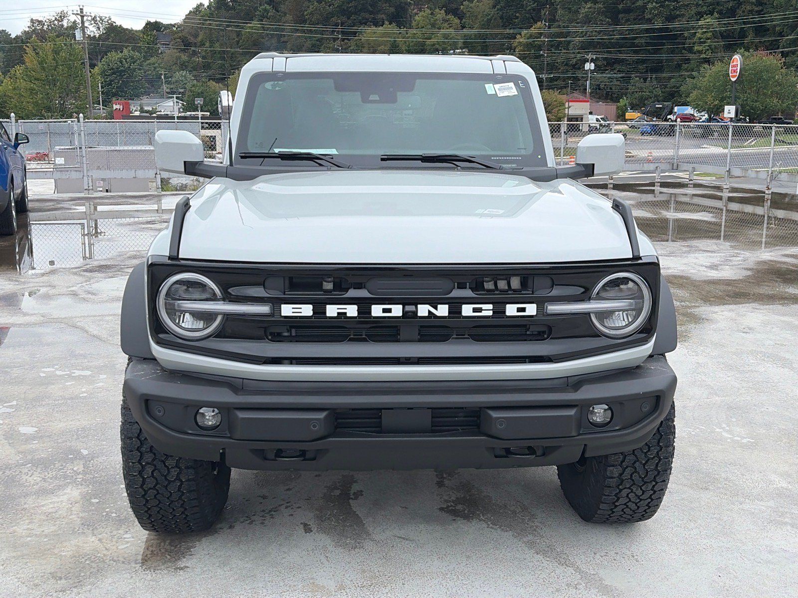 New 2026 Ford Bronco Outer Banks w/ Sasquatch Package AWD/4WD image 5