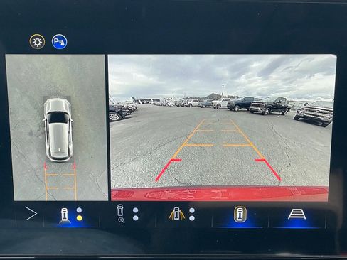 New 2026 Chevrolet Equinox ACTIV w/ Convenience Package III FWD image 18