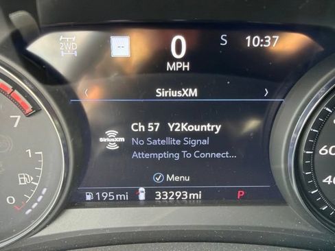 Used 2023 Cadillac XT4 Premium Luxury w/ Technology Package AWD/4WD image 2