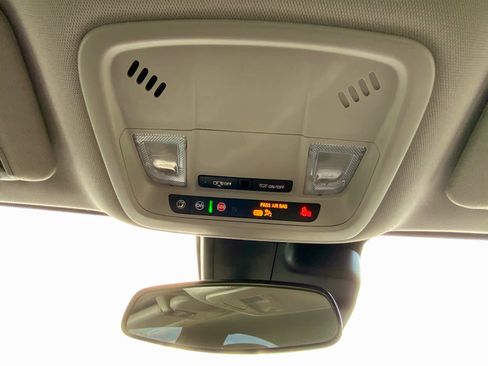 Used 2023 Chevrolet Malibu LT image 48