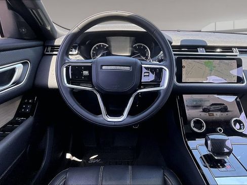 Certified 2023 Land Rover Range Rover Velar R-Dynamic S AWD/4WD image 8