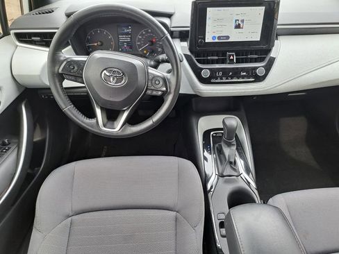 Used 2023 Toyota Corolla SE FWD image 19