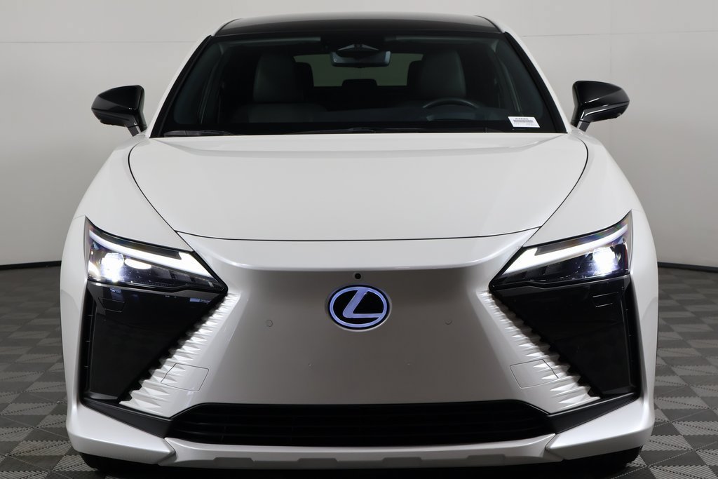 Used 2023 Lexus RZ 450e Premium w/ Technology Package AWD/4WD image 2