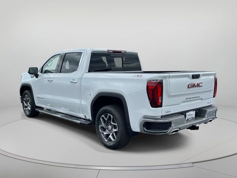 New 2026 GMC Sierra 1500 SLT AWD/4WD image 7